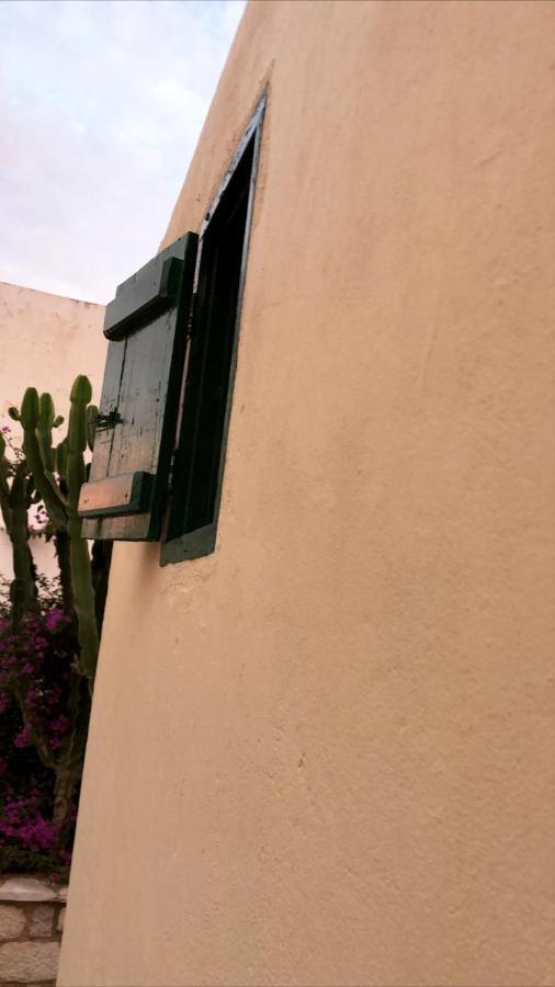 Hypate, Traditional Island Cottage Chalki Town Екстериор снимка